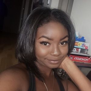 Meet your Posher, Bri